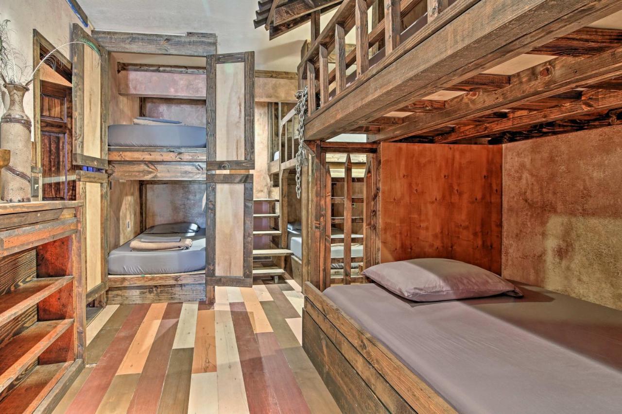 Unique Murphy Retreat With Hot Tub, Pond And Waterfall Exterior foto